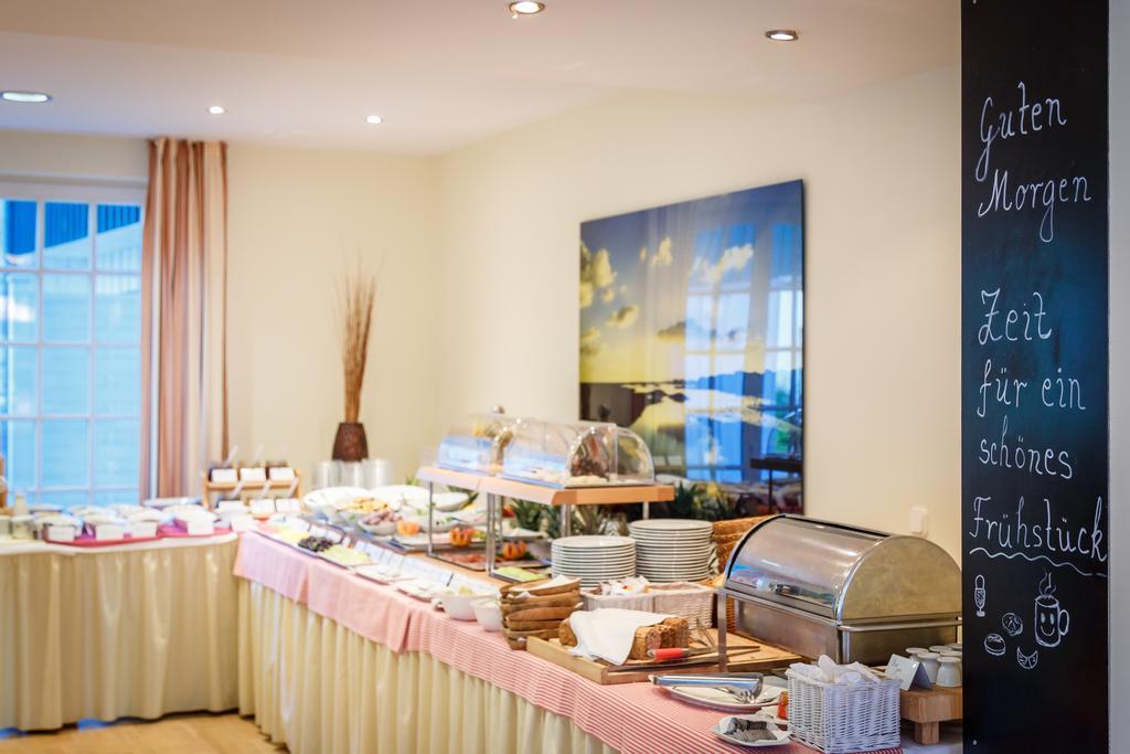 Hotel Kuenstlerherberge 3*